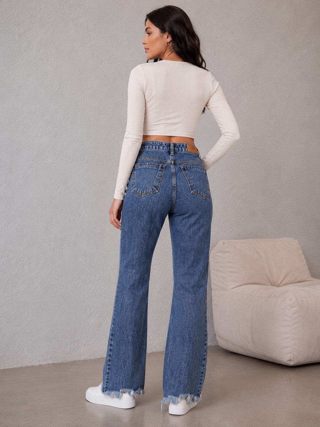 Women's High-Rise Straight Leg Jeans in Medium Blue Wash with Frayed Raw Hem