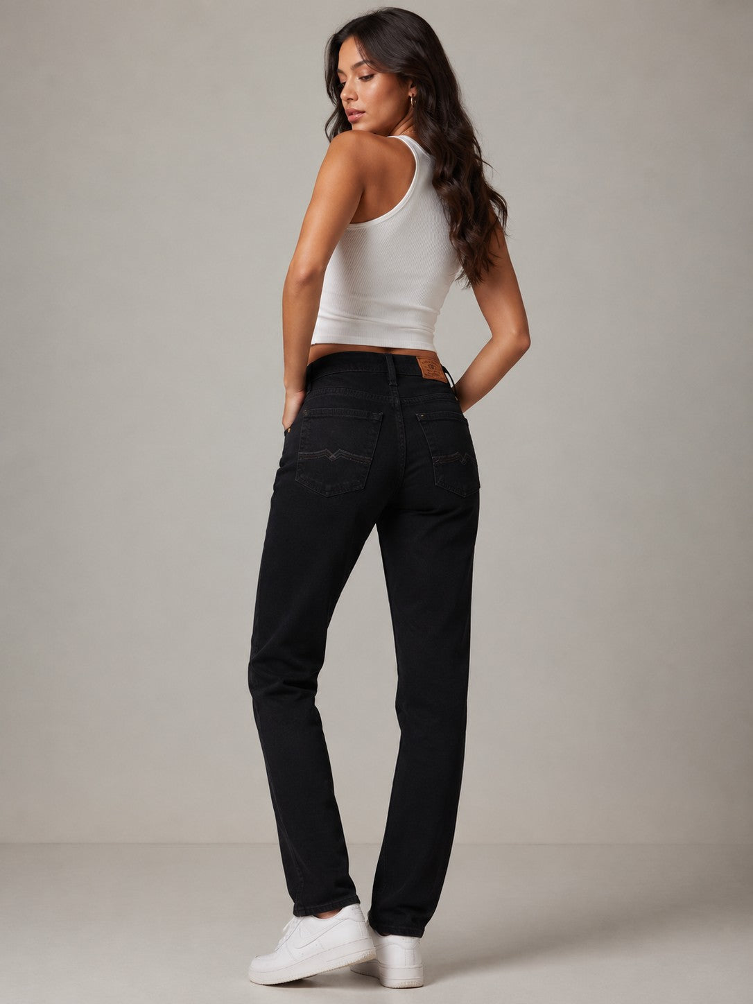 Women's Classic Black Straight Fit Jeans